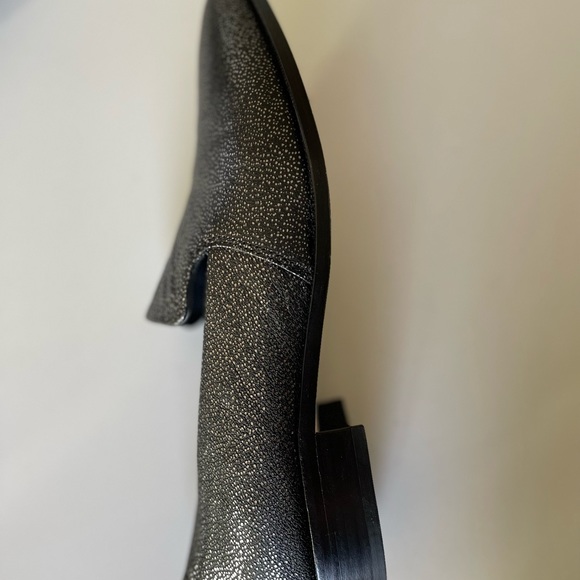 PAIGE, Madison Loafer - Italian Leather, Size 10 - Picture 5 of 12